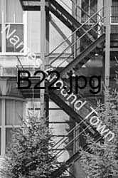 B22