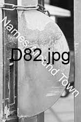 D82