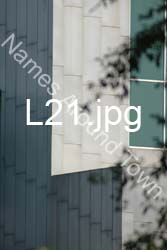 L21